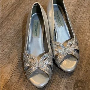 Mother-of-the-bride shoes
